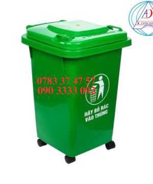 thung-rac-60-lit-mau-xanh