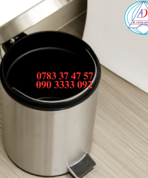 thung-rac-dap-chan-20-lit