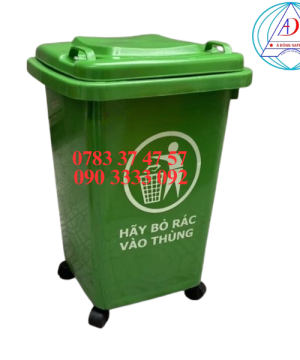 thung-rac-60-lit-mau-xanh