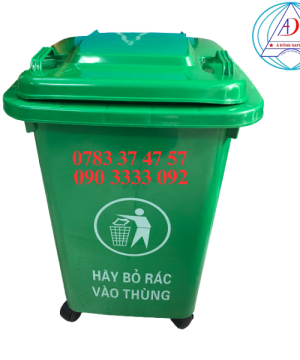 thung-rac-60-lit-mau-xanh