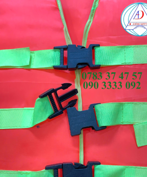 ao-phao-bao-ho-tre-em