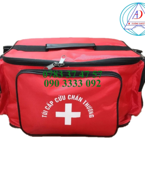 tui-y-te-cuu-thuong-do-C