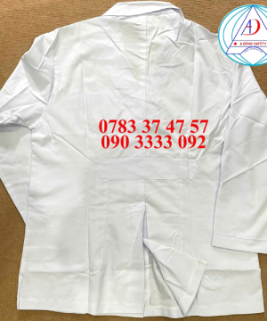 ao-blouse-tay-dai-mau-trang