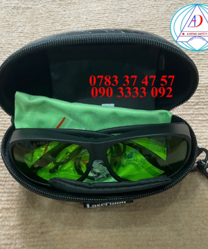 kinh-chong-tia-laser-SK-3-16010016