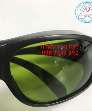 kinh-chong-tia-laser-pair-ady